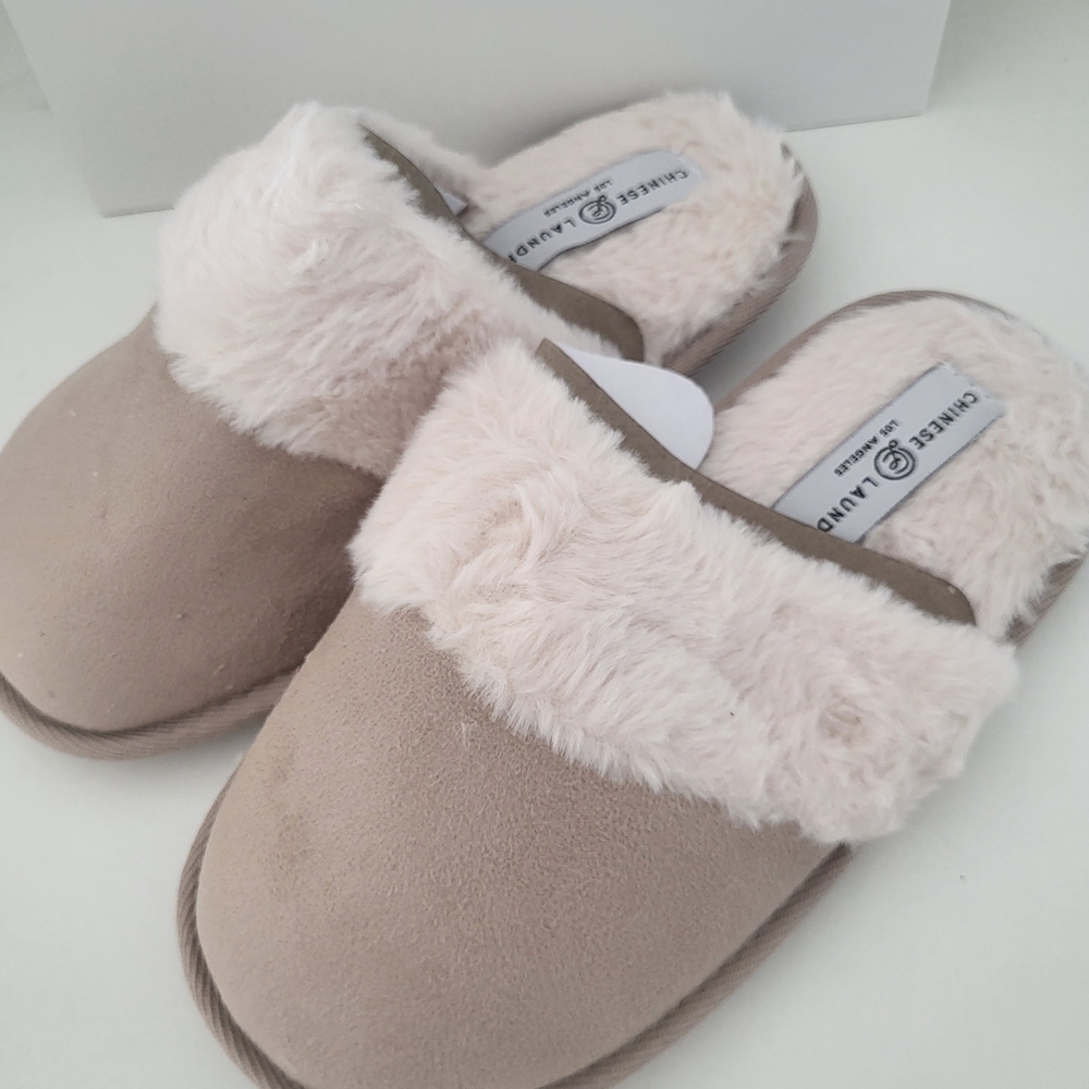 NWT Chinese Laundry Beige Faux Fur Loungewear Slippers XS/S